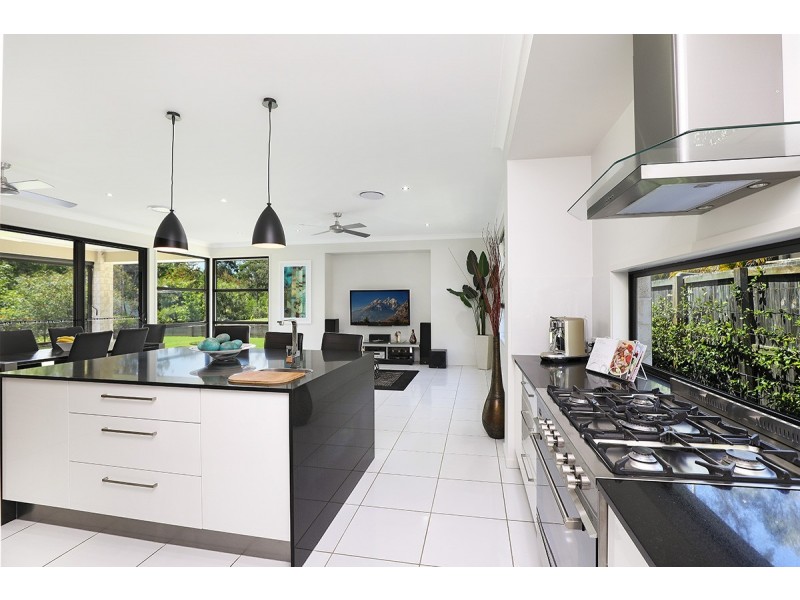 10 Miller Place, Eumundi QLD 4562
