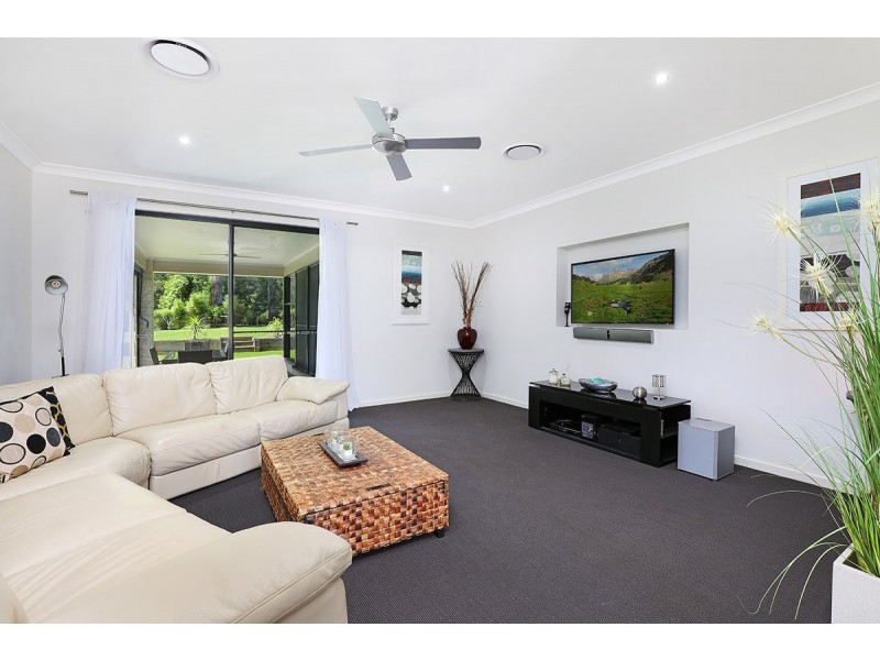 10 Miller Place, Eumundi QLD 4562