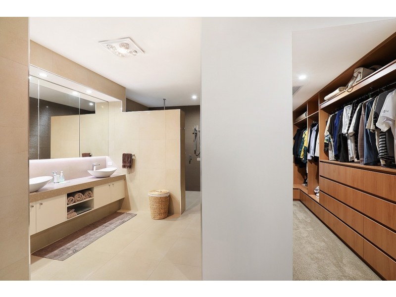 12 Wake Court, Birtinya QLD 4575