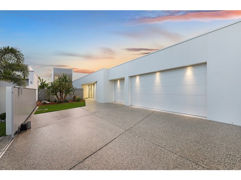 12 Wake Court, Birtinya QLD 4575