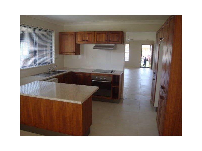 110 Oceanic Drive, Warana QLD 4575