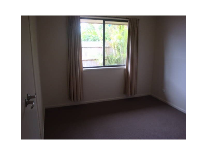 110 Oceanic Drive, Warana QLD 4575