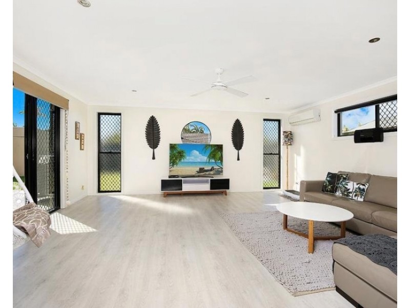 32 Malkana Crescent, Buddina QLD 4575