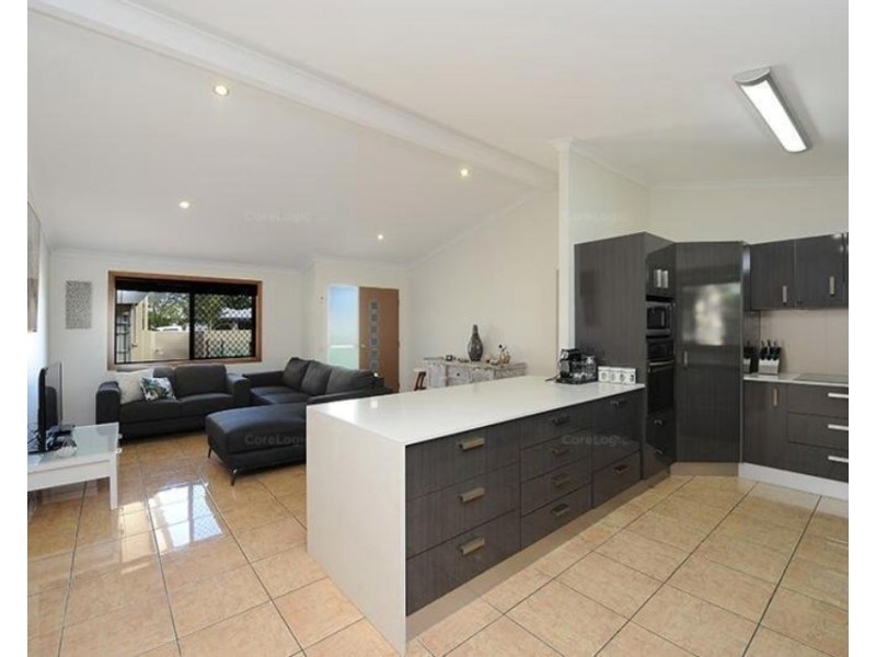 32 Malkana Crescent, Buddina QLD 4575