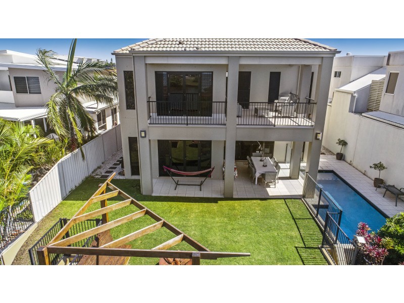 9 Antigua Court, Kawana Island QLD 4575