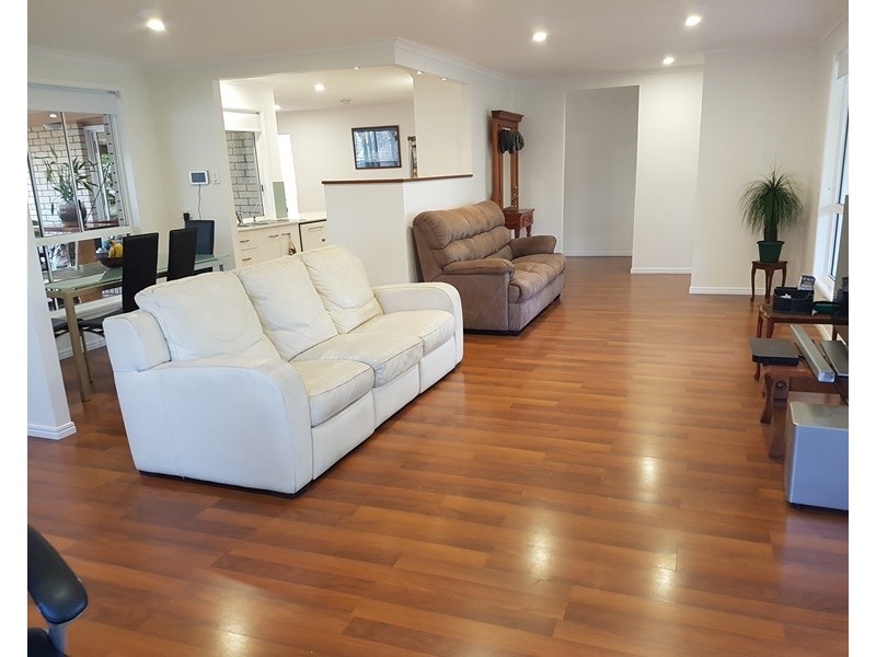 12 Regatta Boulevard, Wurtulla QLD 4575