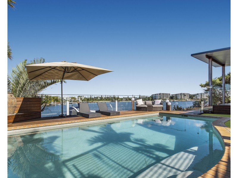 24 Sunbird Chase, Parrearra QLD 4575