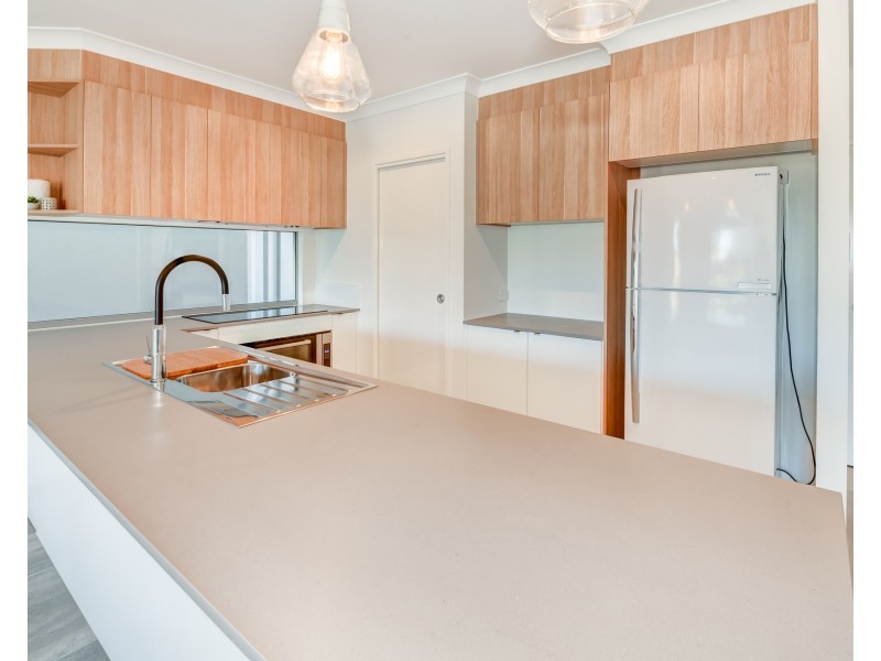 9 Endurance Place, Birtinya QLD 4575
