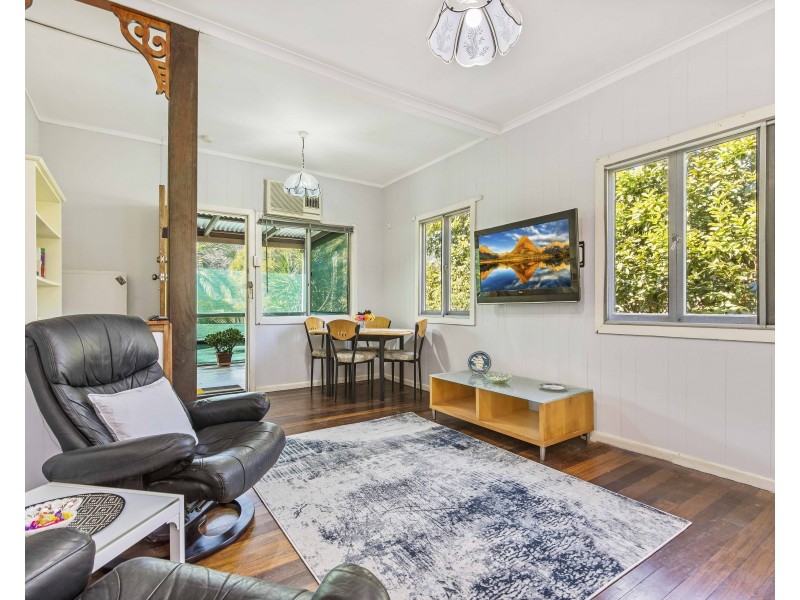 17 Old Landsborough Road, Beerwah QLD 4519