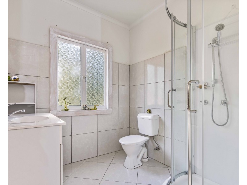 17 Old Landsborough Road, Beerwah QLD 4519