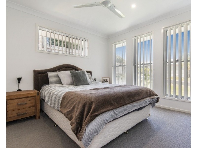 5 Riverstone Crescent, Little Mountain QLD 4551