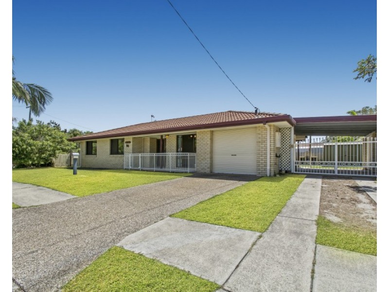 24 Peacock Crescent, Bokarina QLD 4575