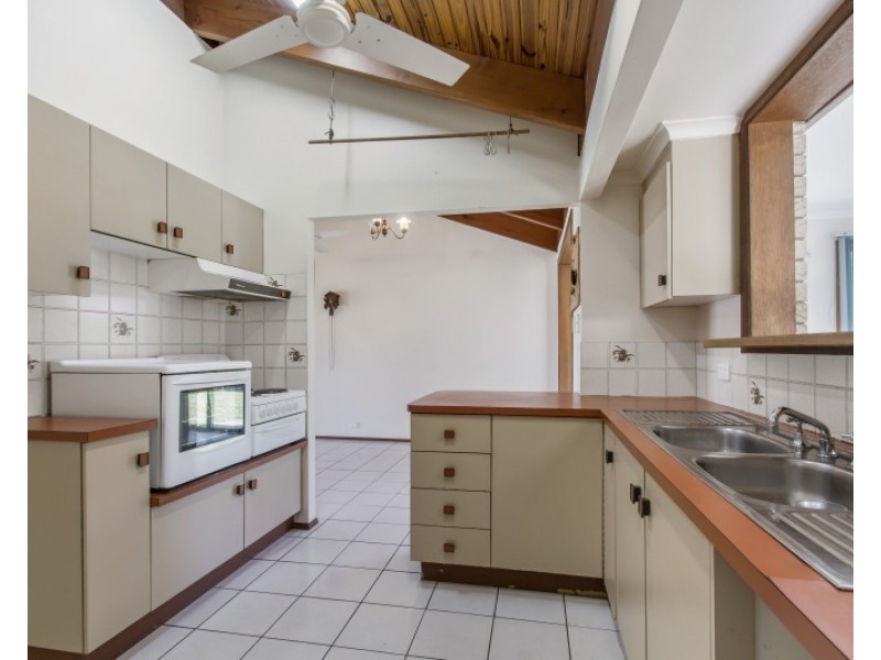 24 Peacock Crescent, Bokarina QLD 4575