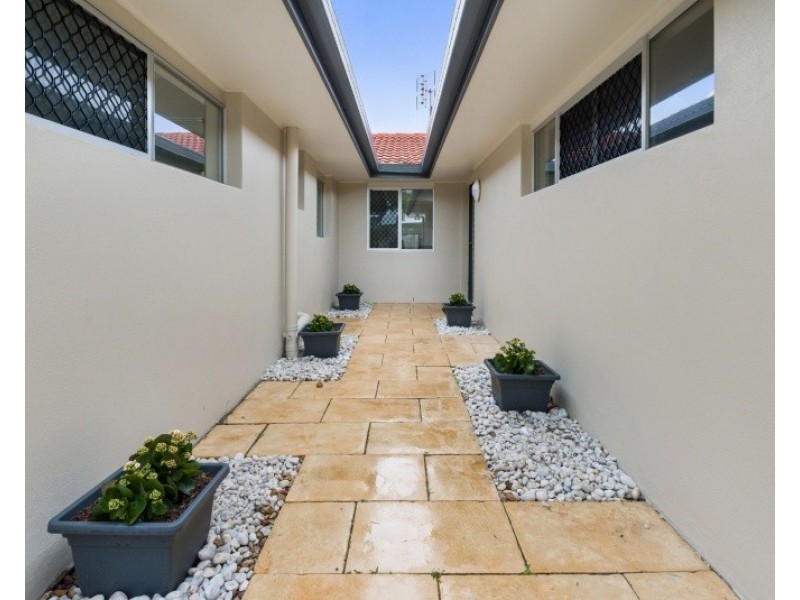 24 Undara Avenue, Buddina QLD 4575