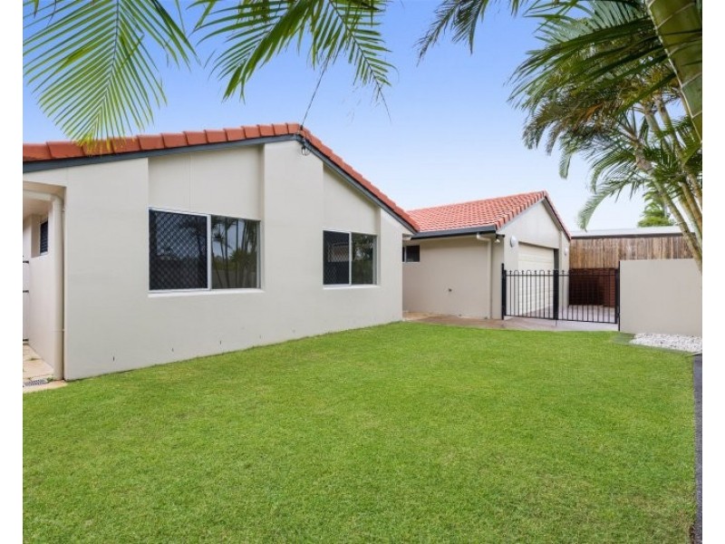 24 Undara Avenue, Buddina QLD 4575