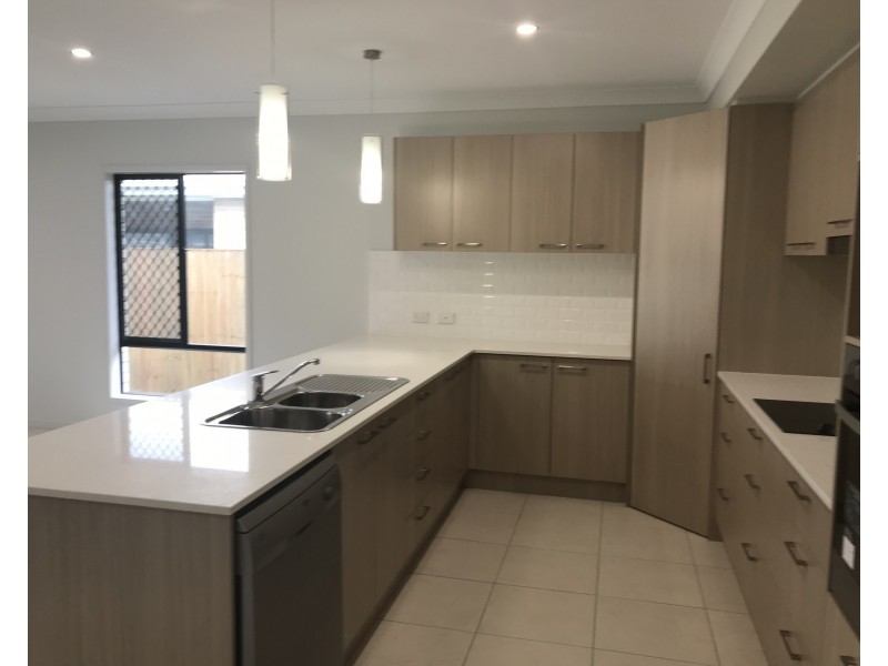 114 Mcarthur Parade, Caloundra West QLD 4551