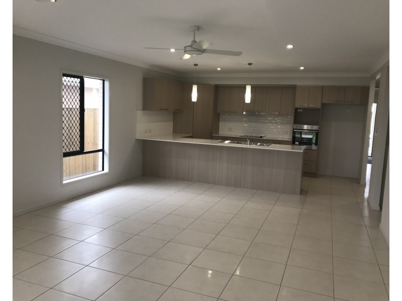 114 Mcarthur Parade, Caloundra West QLD 4551