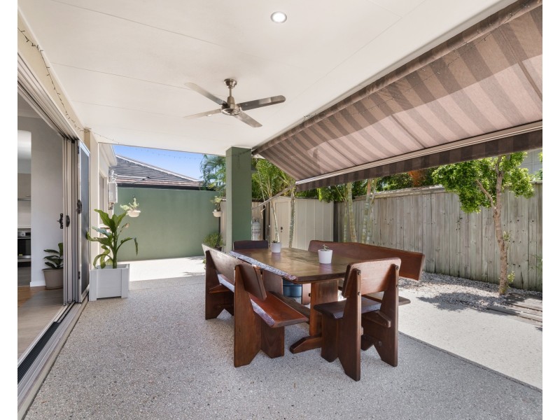 14 Cuba Court, Kawana Island QLD 4575