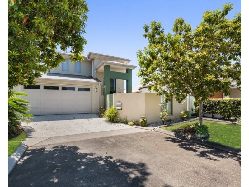 14 Cuba Court, Kawana Island QLD 4575