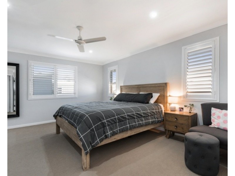 14 Cuba Court, Kawana Island QLD 4575