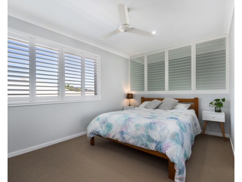 14 Cuba Court, Kawana Island QLD 4575