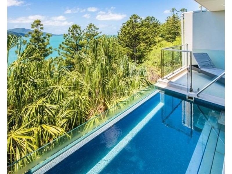 2/2 Coral Sea Avenue, Hamilton Island QLD 4803