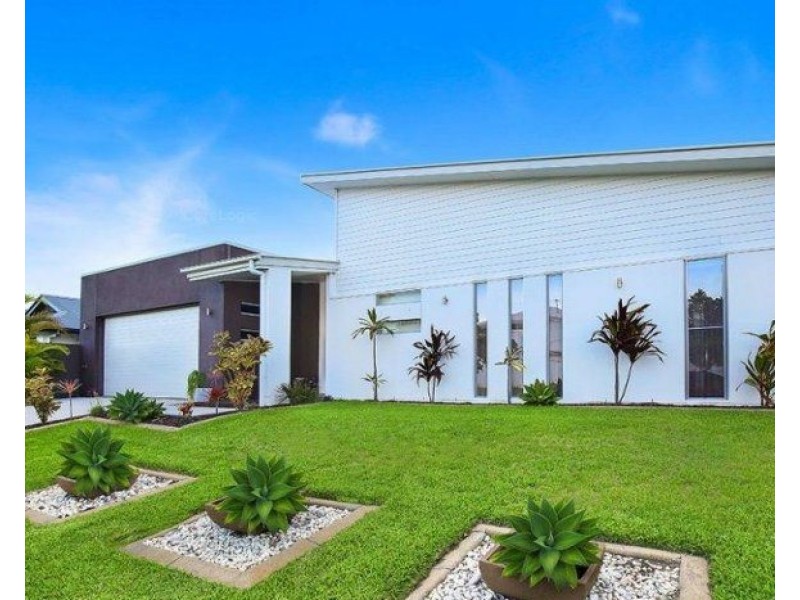 134 Grand Parade, Parrearra QLD 4575