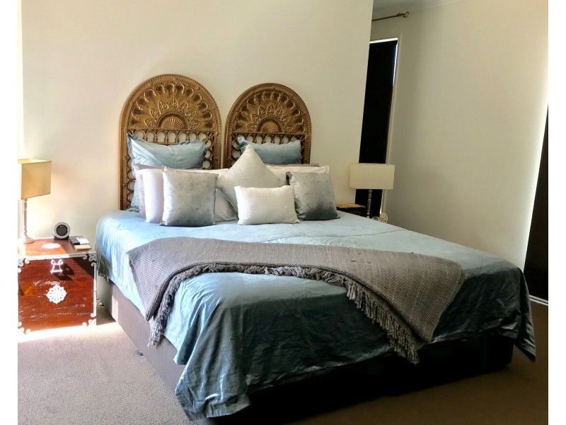 134 Grand Parade, Parrearra QLD 4575