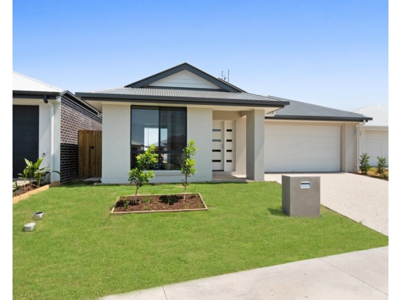 13 Mingle street, Palmview QLD 4553