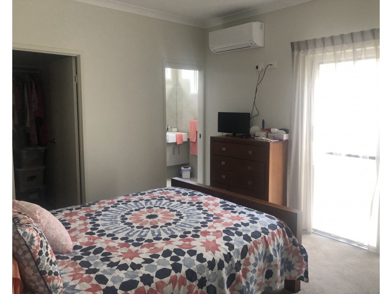 36 Waterway Drive, Birtinya QLD 4575