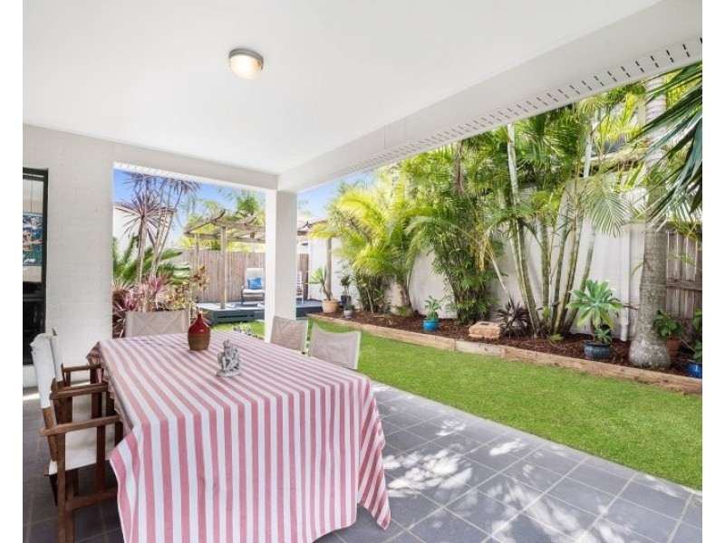 2 Whitby Lane, Sippy Downs QLD 4556