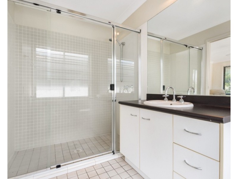 2 Whitby Lane, Sippy Downs QLD 4556