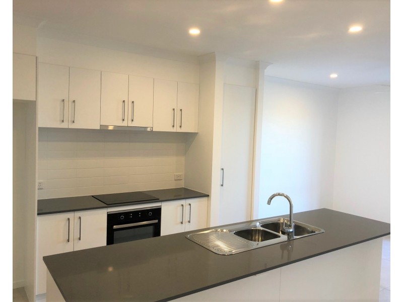 26 Prosperity Drive, Birtinya QLD 4575