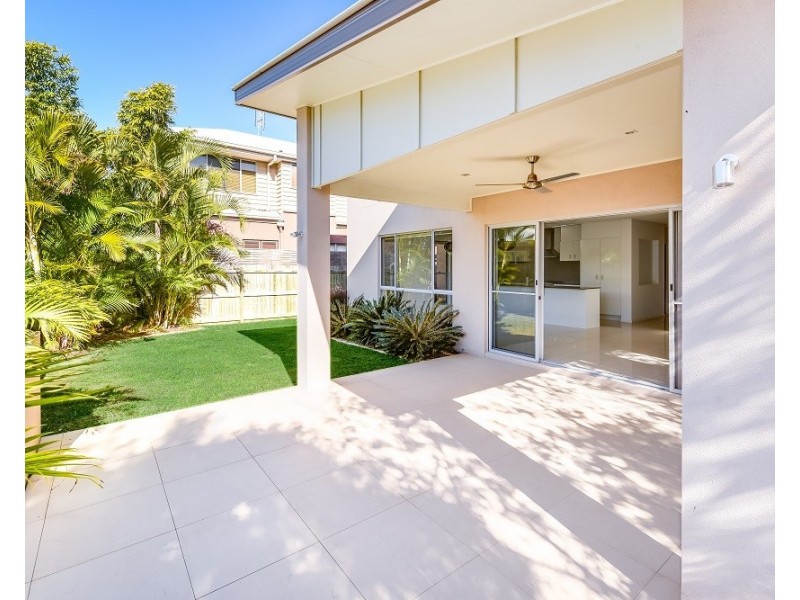 16 Sweep Court, Birtinya QLD 4575