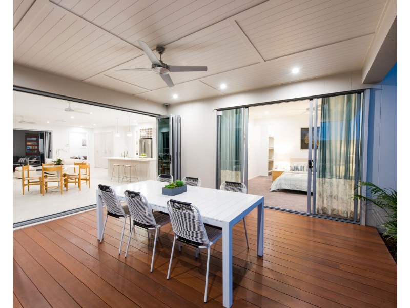 18 Berry Terrace, Caloundra West QLD 4551