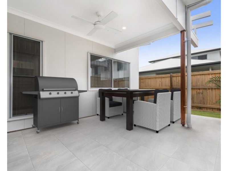 9 Sunray Avenue, Palmview QLD 4553