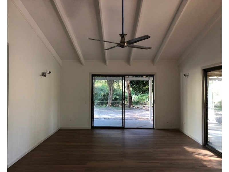 29 Martin Road, Palmview QLD 4553