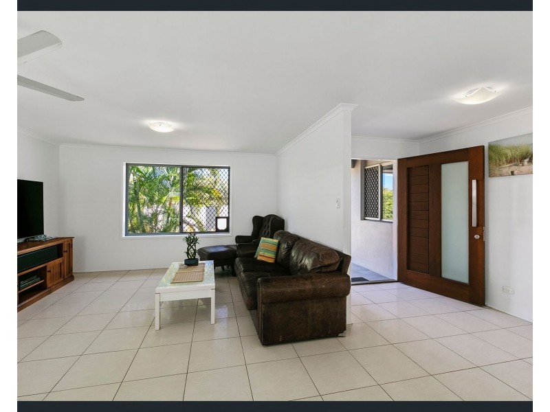 3 Coolahra Street, Warana QLD 4575