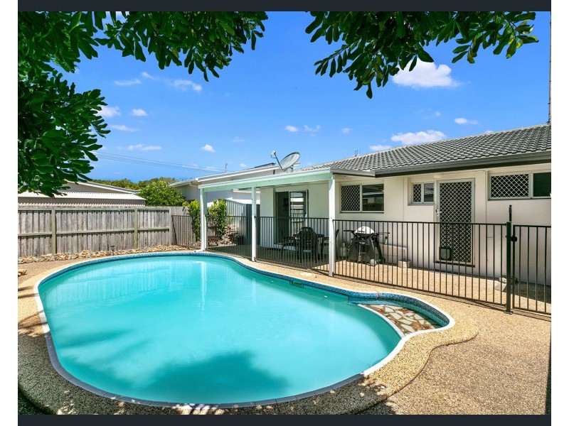 3 Coolahra Street, Warana QLD 4575