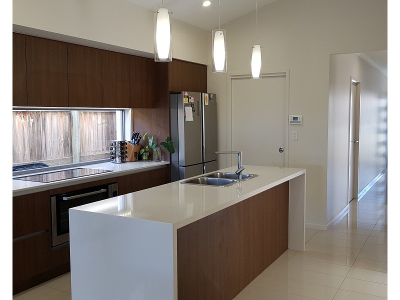 5 Wallum Place, Palmview QLD 4553