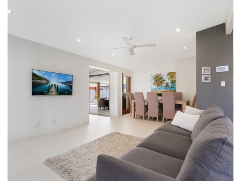 15 Mawarra Street, Buddina QLD 4575