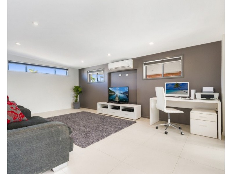 15 Mawarra Street, Buddina QLD 4575