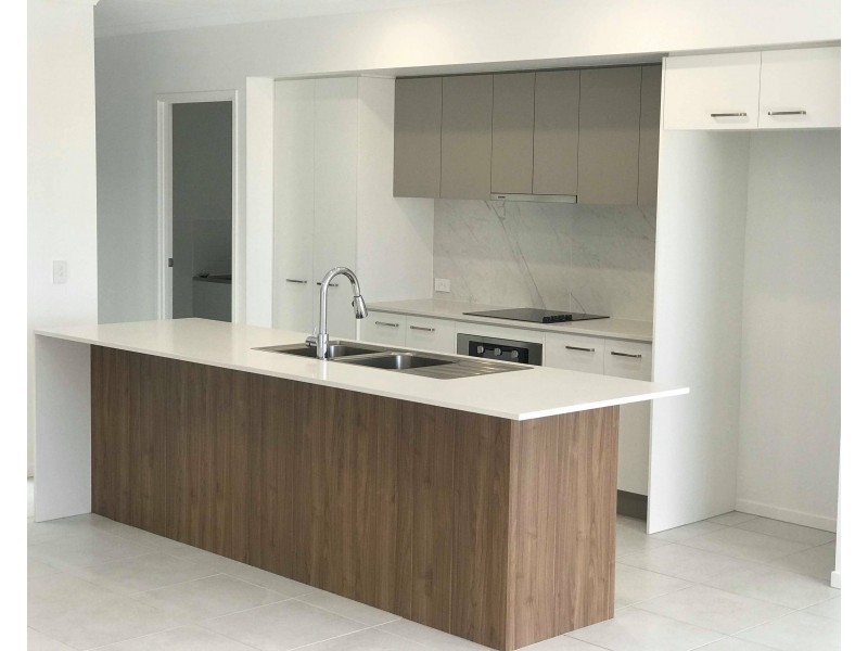 25 Greenview Terrace, Palmview QLD 4553