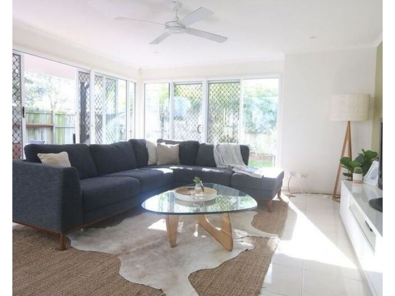 7 Whitsunday Street, Parrearra QLD 4575