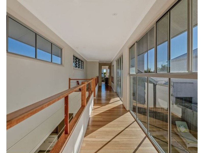 7 Whitsunday Street, Parrearra QLD 4575