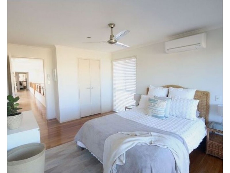 7 Whitsunday Street, Parrearra QLD 4575