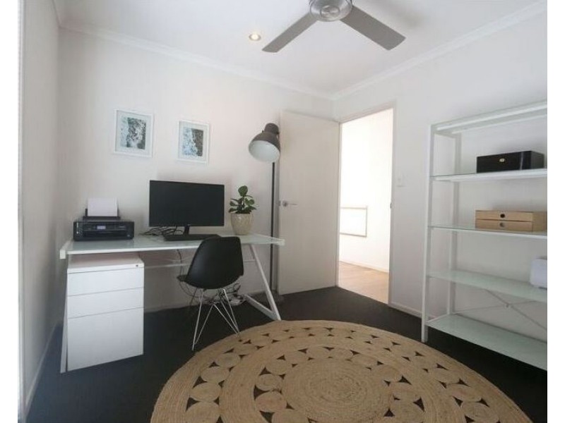 7 Whitsunday Street, Parrearra QLD 4575