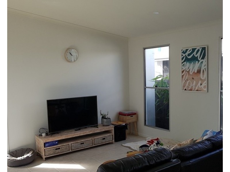 13 Magnetic Street, Parrearra QLD 4575