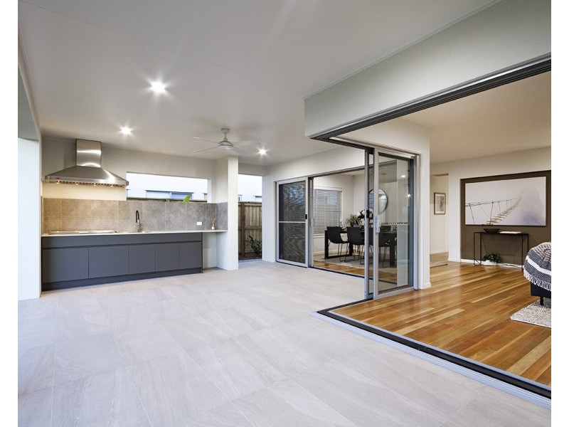 20 Berry Terrace, Caloundra West QLD 4551