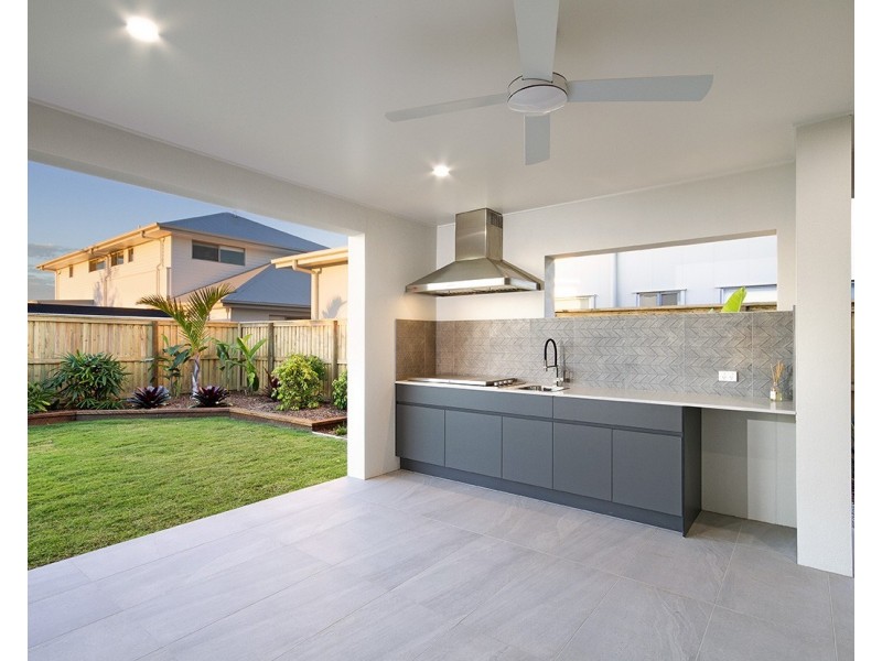 20 Berry Terrace, Caloundra West QLD 4551